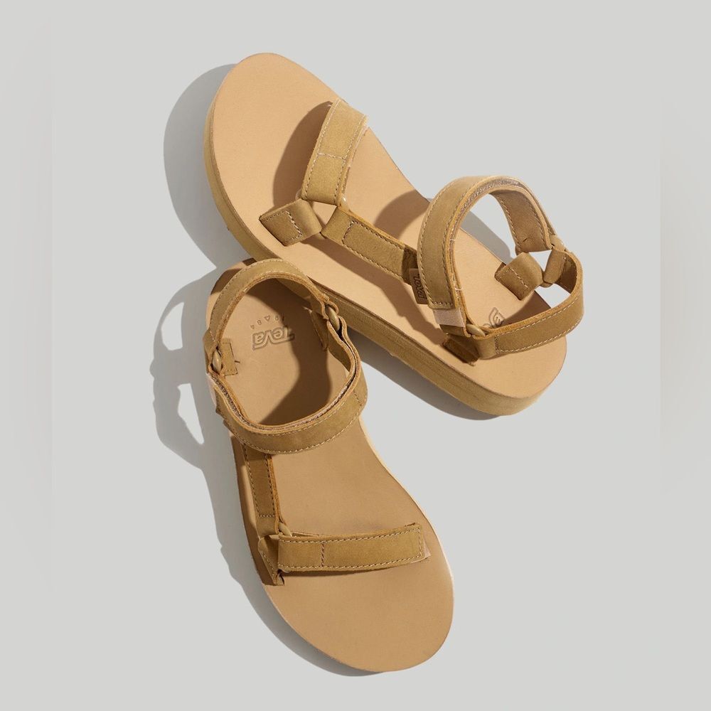 TEVA WOMEN MIDFORM UNIVERSAL DESERT SAND LEATHER Women’s Size 10